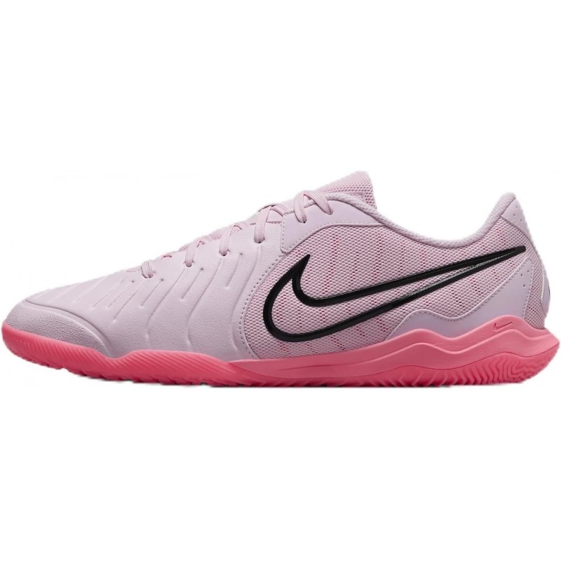 Chaussures de football Nike Tiempo Legend 10 Academy Indoor/Court Low-Top (DV4341-601, mousse rose/vin de Porto)