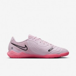 Chaussures de football Nike Tiempo Legend 10 Academy Indoor/Court Low-Top (DV4341-601, mousse rose/vin de Porto)