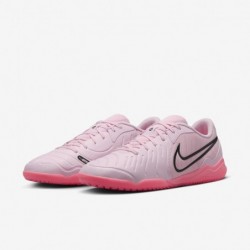 Chaussures de football Nike Tiempo Legend 10 Academy Indoor/Court Low-Top (DV4341-601, mousse rose/vin de Porto)