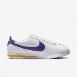 Chaussures Nike Cortez pour homme (DM4044-106, blanc/maïs universitaire/violet universitaire)